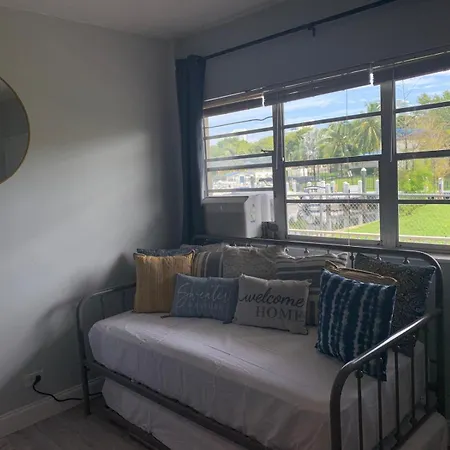Walk To The Beach, Studio, With Pool And Free Parking Hallandale Beach Extérieur photo