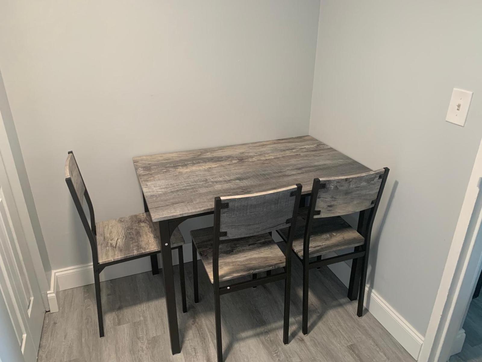 Walk To The Beach, Studio, With Pool And Free Parking Appartement Hallandale Beach